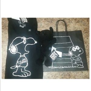 Graffiti Artist Kaws Plush Toy Black Snoopy